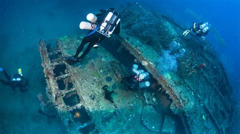 ww2 aircraft wreck dives in sri lanka|SRI LANKA AND HMS HERMES The WWII Aircraft .